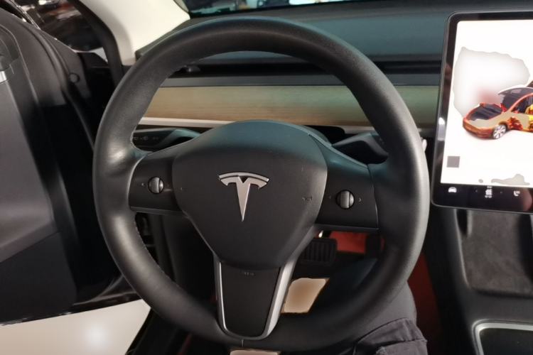 Used Tesla Model Y 2022 Revised Version Rear-Wheel Drive Steering Wheel