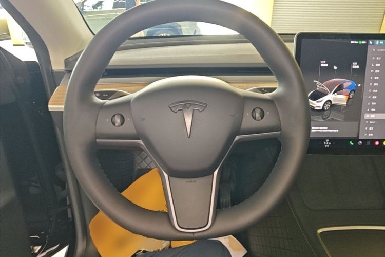 Used Tesla Model Y 2022 Revised Version Rear-Wheel Drive Steering Wheel