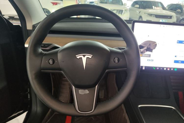 Used Tesla Model Y 2022 Revised Version Long-Range All-Wheel Drive Steering Wheel
