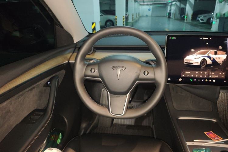 Used Tesla Model Y 2022 Revised Version Long-Range All-Wheel Drive Steering Wheel