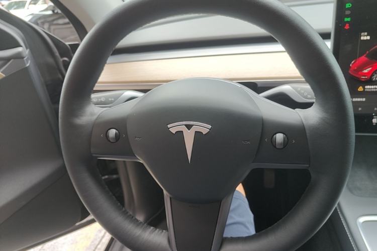 Used Tesla Model Y 2022 Rear-Wheel-Drive Version Steering Wheel