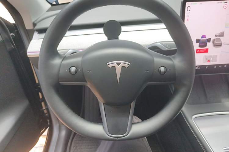 Used Tesla Model Y 2022 Revised Version Rear-Wheel Drive Steering Wheel