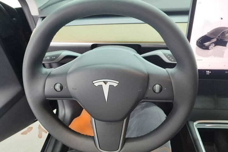 Used Tesla Model Y 2022 Revised Version Long-Range All-Wheel Drive Steering Wheel
