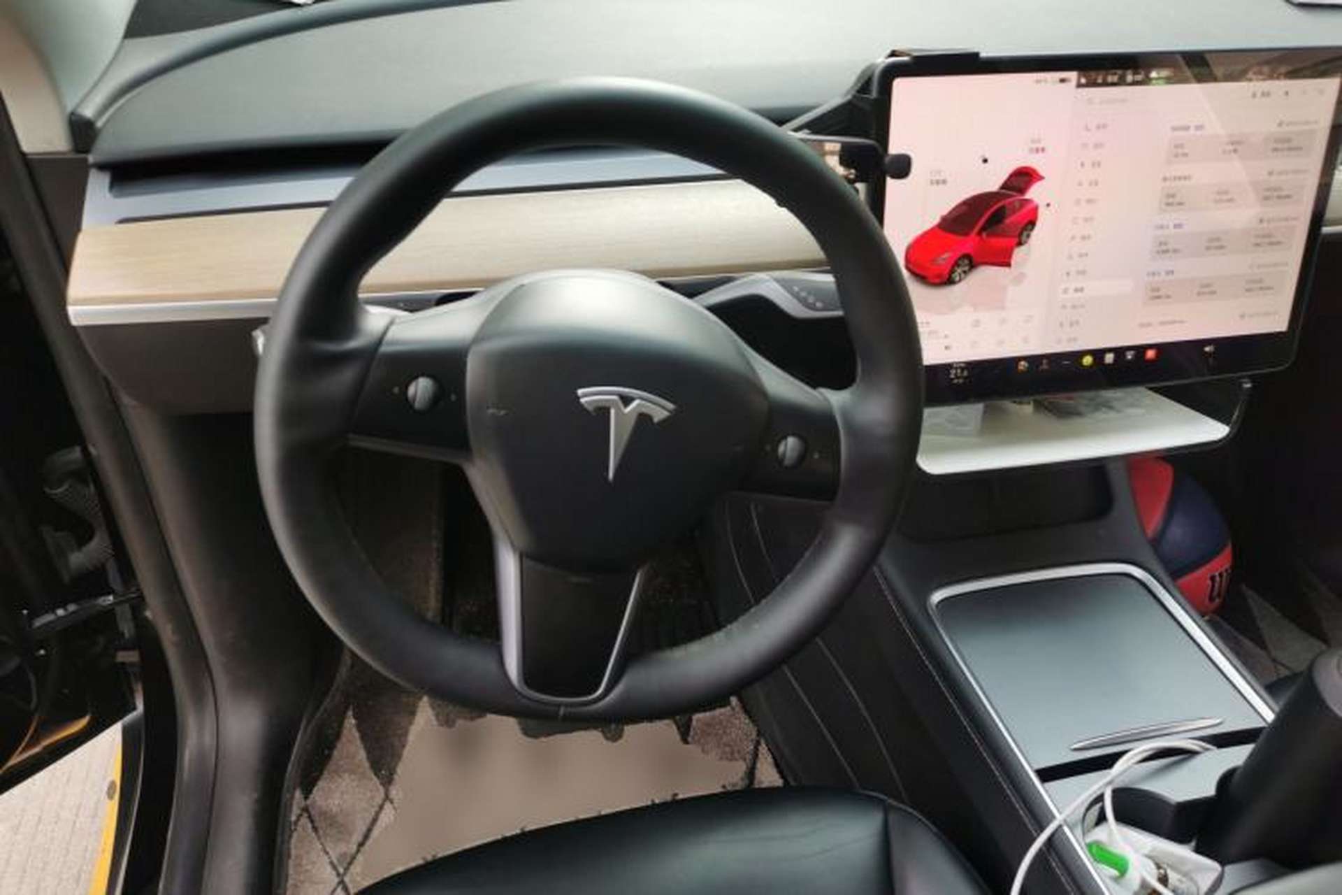 Used Tesla Model Y 2022 Rear-Wheel-Drive Version Steering Wheel
