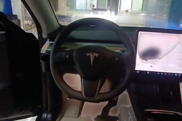 Used Tesla Model Y 2022 Revised Version Rear-Wheel Drive Steering Wheel