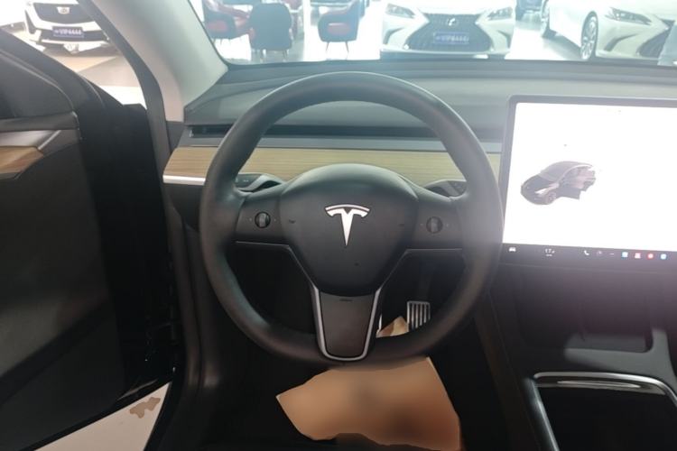 Used Tesla Model Y 2022 Revised Version Rear-Wheel Drive Steering Wheel