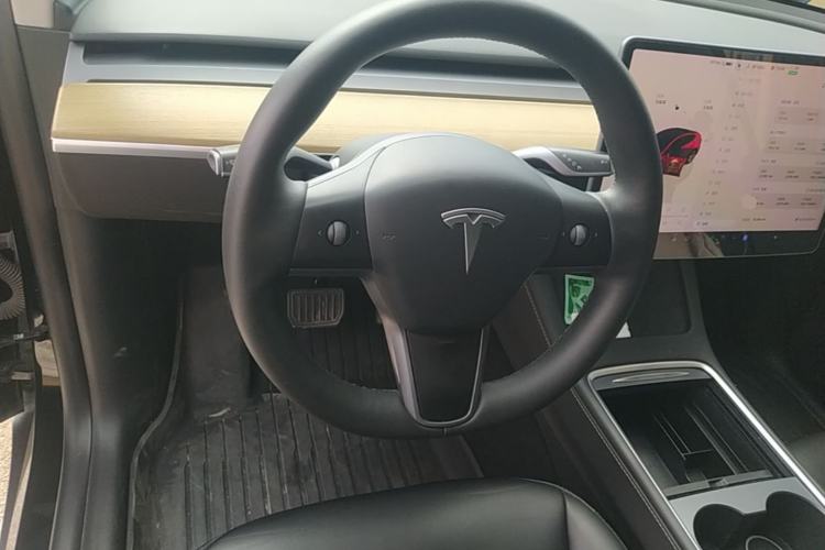 Used Tesla Model Y 2022 Revised Version Rear-Wheel Drive Steering Wheel