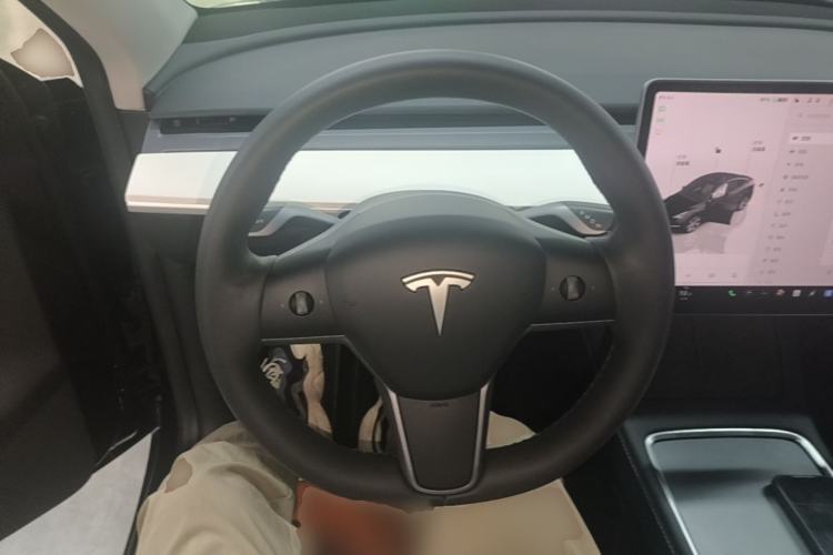 Used Tesla Model Y 2022 Rear-Wheel-Drive Version Steering Wheel