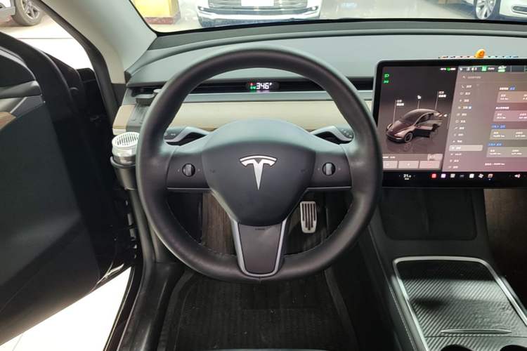 Used Tesla Model Y 2022 Rear-Wheel-Drive Version Steering Wheel
