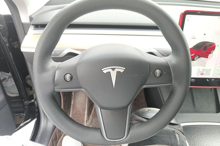 Used Tesla Model Y 2022 Revised Version Rear-Wheel Drive Steering Wheel