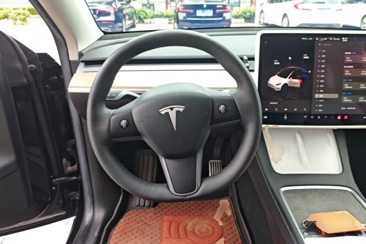 Used Tesla Model Y 2022 Rear-Wheel-Drive Version Steering Wheel