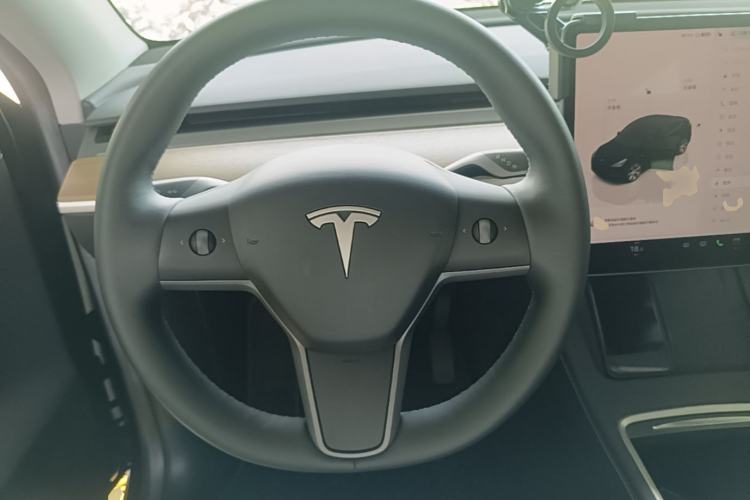 Used Tesla Model Y 2022 Revised Version Rear-Wheel Drive Steering Wheel