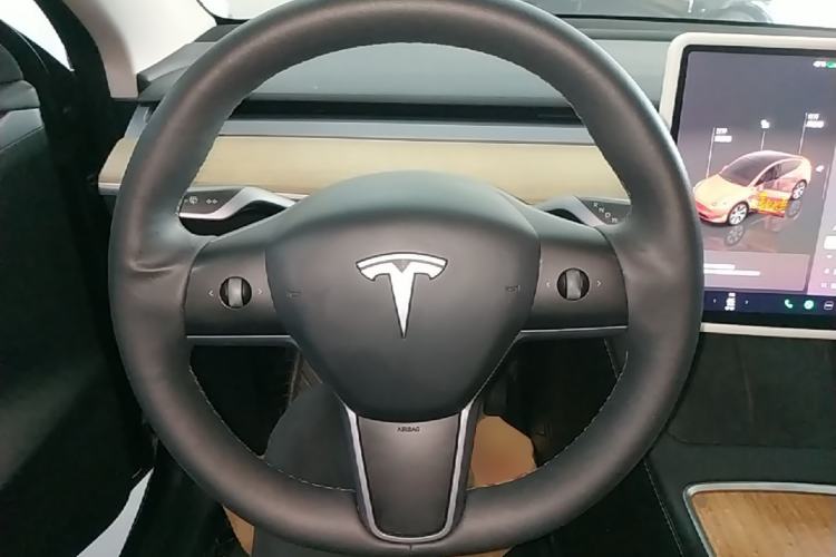 Used Tesla Model Y 2022 Revised Version Rear-Wheel Drive Steering Wheel