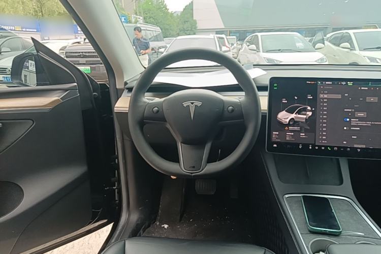 Used Tesla Model Y 2022 Revised Version Rear-Wheel Drive Steering Wheel