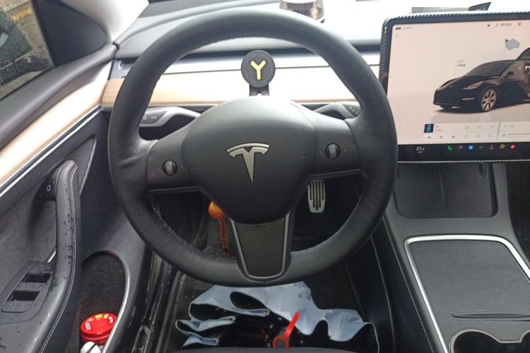 Used Tesla Model Y 2022 Rear-Wheel-Drive Version Steering Wheel