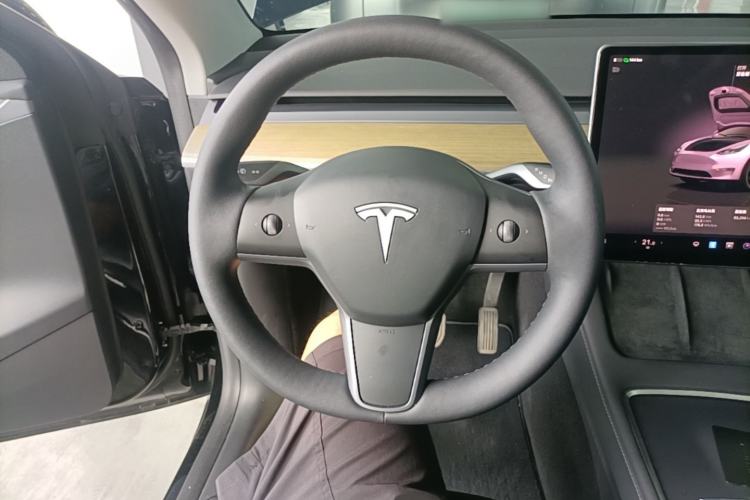 Used Tesla Model Y 2022 Revised Version Long-Range All-Wheel Drive Steering Wheel