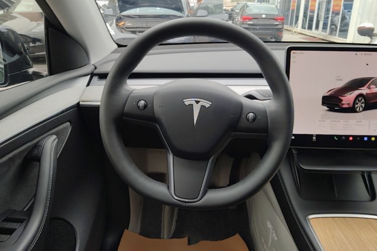 Used Tesla Model Y 2022 Revised Version Rear-Wheel Drive Steering Wheel