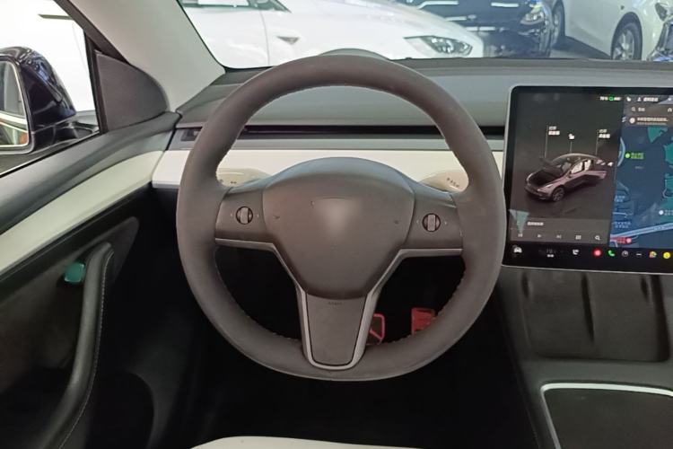 Used Tesla Model Y 2022 Rear-Wheel-Drive Version Steering Wheel