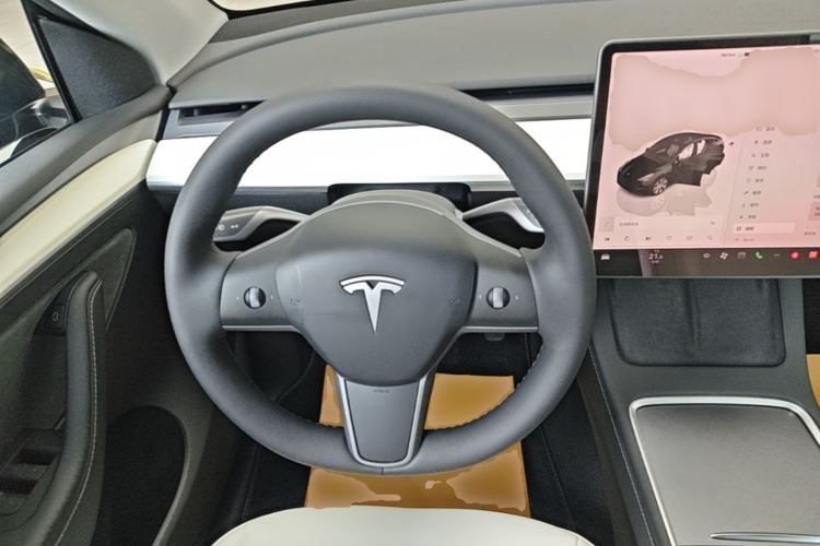 Used Tesla Model Y 2022 Revised Version Rear-Wheel Drive Steering Wheel