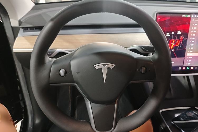 Used Tesla Model Y 2022 Revised Version Rear-Wheel Drive Steering Wheel
