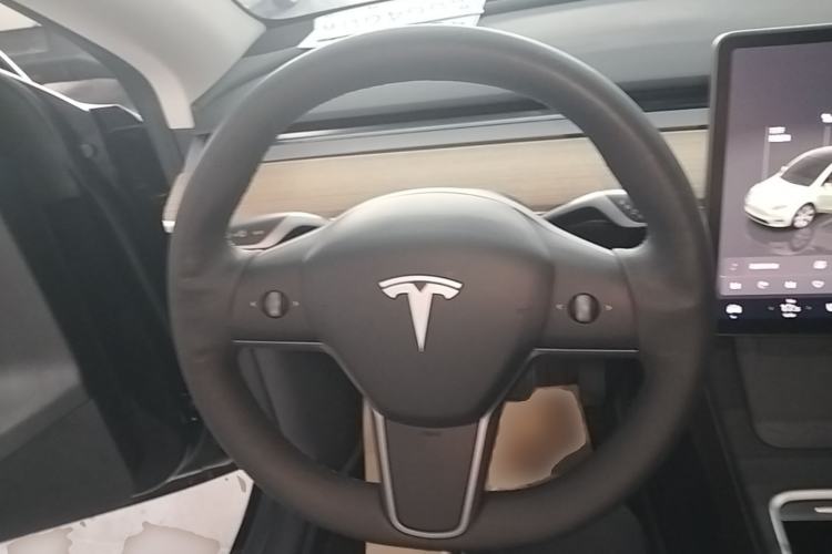 Used Tesla Model Y 2022 Revised Version Rear-Wheel Drive Steering Wheel