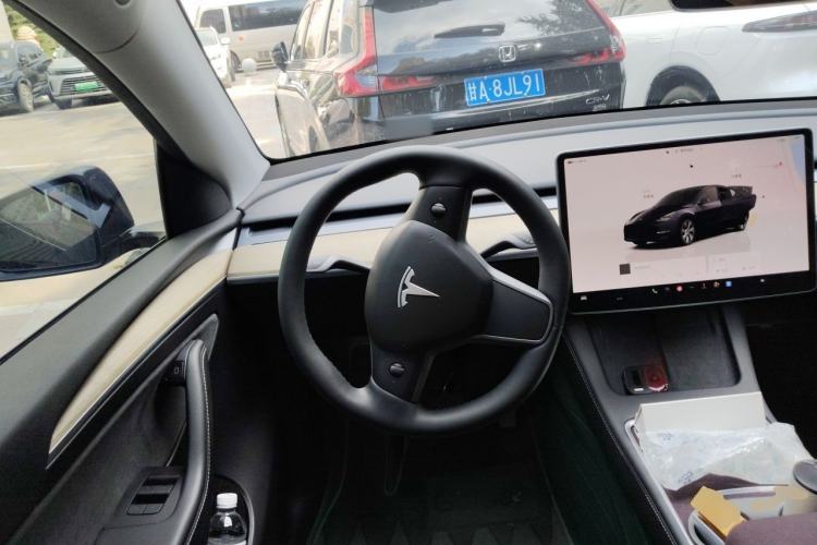 Used Tesla Model Y 2022 Revised Version Rear-Wheel Drive Steering Wheel