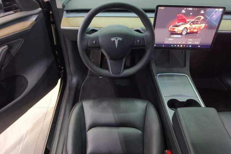 Used Tesla Model Y 2022 Revised Version Rear-Wheel Drive Steering Wheel