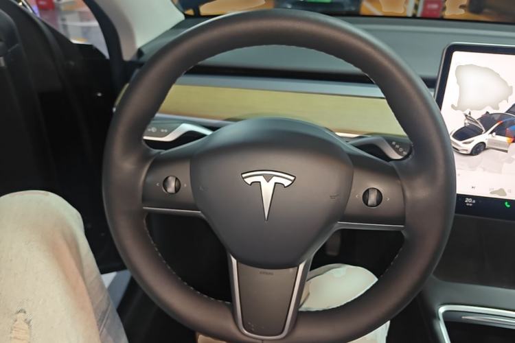 Used Tesla Model Y 2022 Revised Version Rear-Wheel Drive Steering Wheel