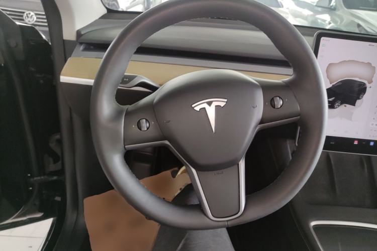 Used Tesla Model Y 2022 Revised Version Rear-Wheel Drive Steering Wheel