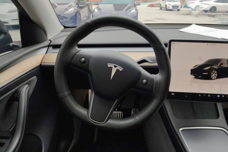 Used Tesla Model Y 2022 Revised Version Rear-Wheel Drive Steering Wheel