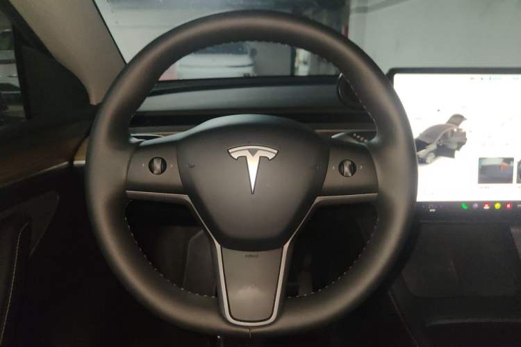 Used Tesla Model Y 2022 Revised Version Rear-Wheel Drive Steering Wheel