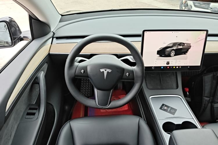 Used Tesla Model Y 2022 Revised Version Rear-Wheel Drive Steering Wheel