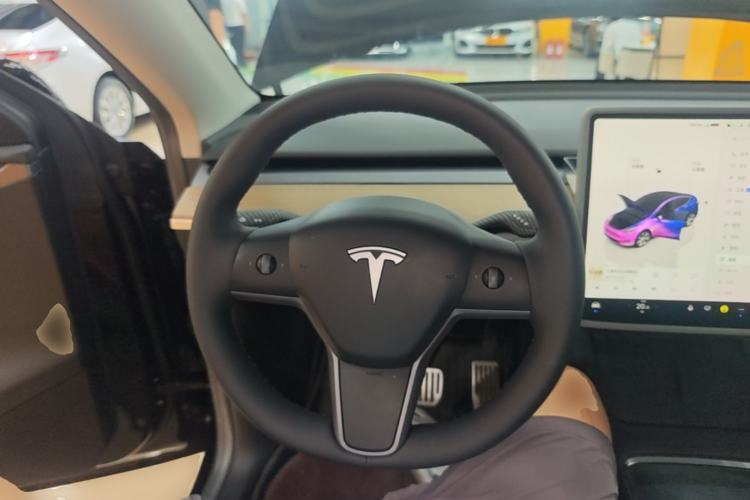 Used Tesla Model Y 2022 Rear-Wheel-Drive Version Steering Wheel