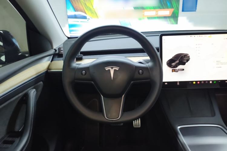 Used Tesla Model Y 2022 Performance High-Performance All-Wheel-Drive Version Steering Wheel