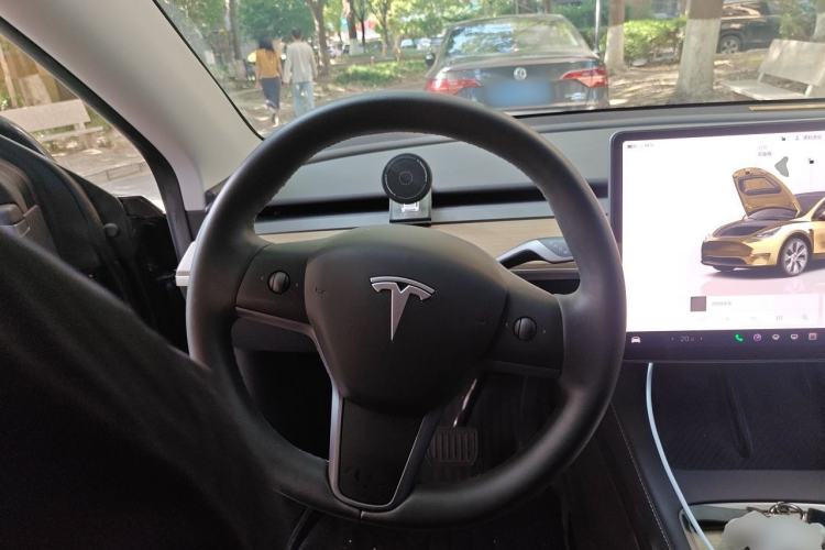 Used Tesla Model Y 2022 Revised Version Rear-Wheel Drive Steering Wheel