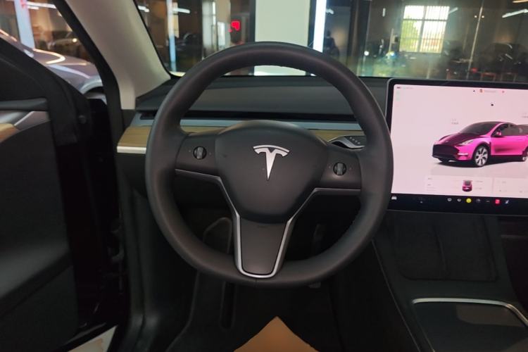 Used Tesla Model Y 2022 Revised Version Rear-Wheel Drive Steering Wheel