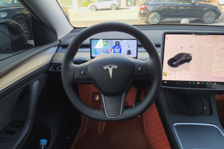 Used Tesla Model Y 2022 Revised Version Rear-Wheel Drive Steering Wheel