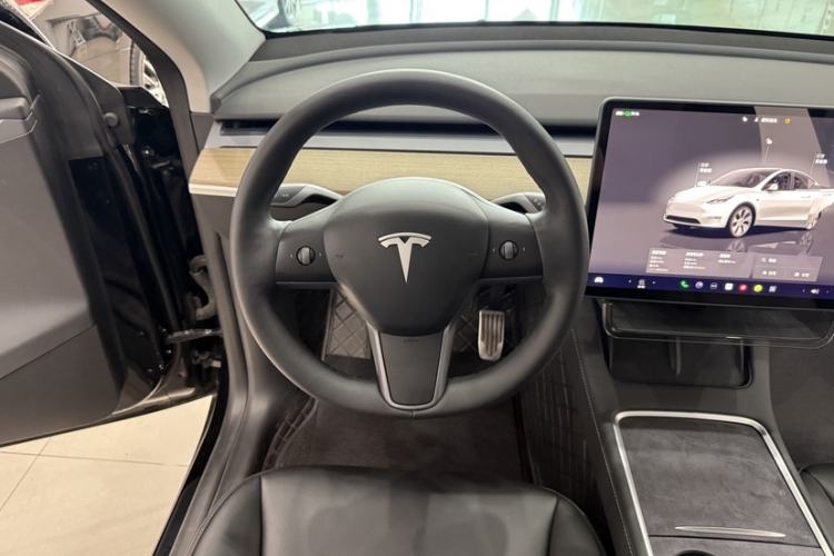 Used Tesla Model Y 2022 Revised Version Rear-Wheel Drive Steering Wheel