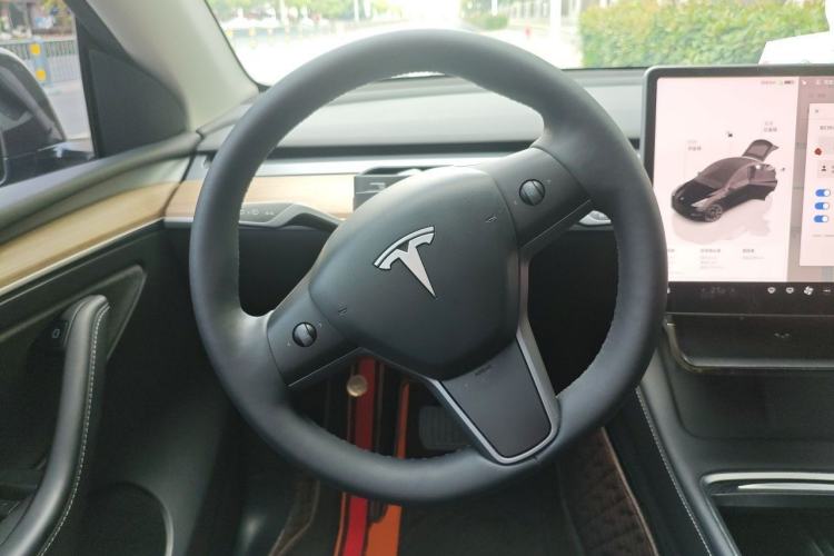 Used Tesla Model Y 2022 Rear-Wheel-Drive Version Steering Wheel
