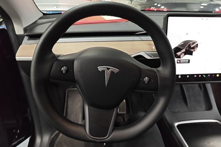 Used Tesla Model Y 2022 Revised Version Rear-Wheel Drive Steering Wheel