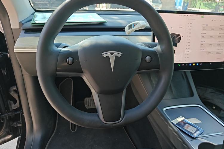 Used Tesla Model Y 2022 Revised Version Rear-Wheel Drive Steering Wheel