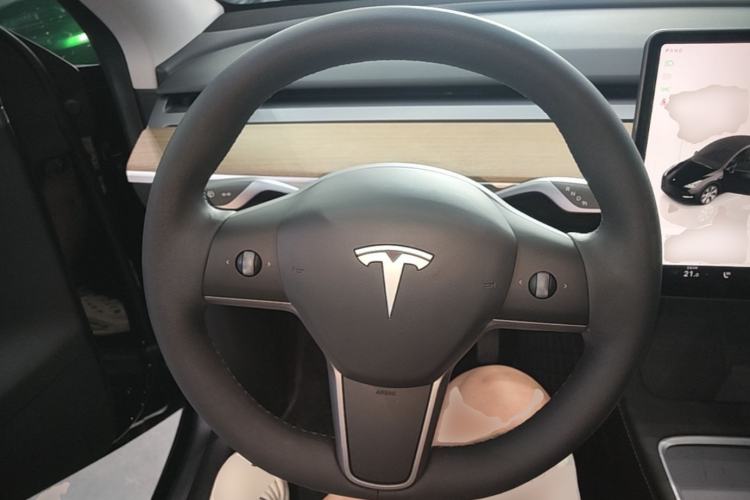 Used Tesla Model Y 2022 Revised Version Rear-Wheel Drive Steering Wheel