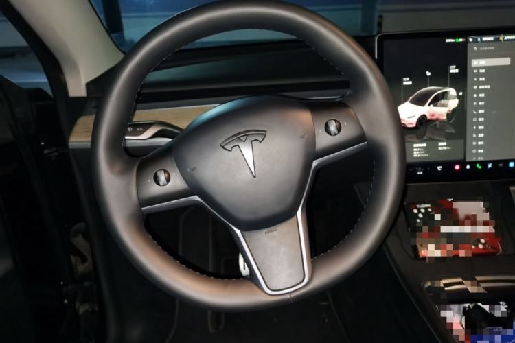 Used Tesla Model Y 2022 Performance High-Performance All-Wheel-Drive Version Steering Wheel
