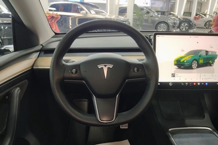 Used Tesla Model Y 2022 Rear-Wheel-Drive Version Steering Wheel