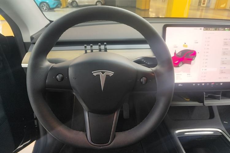 Used Tesla Model Y 2022 Revised Version Rear-Wheel Drive Steering Wheel