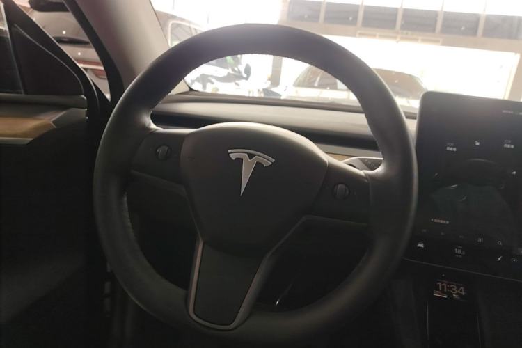 Used Tesla Model Y 2022 Revised Version Rear-Wheel Drive Steering Wheel
