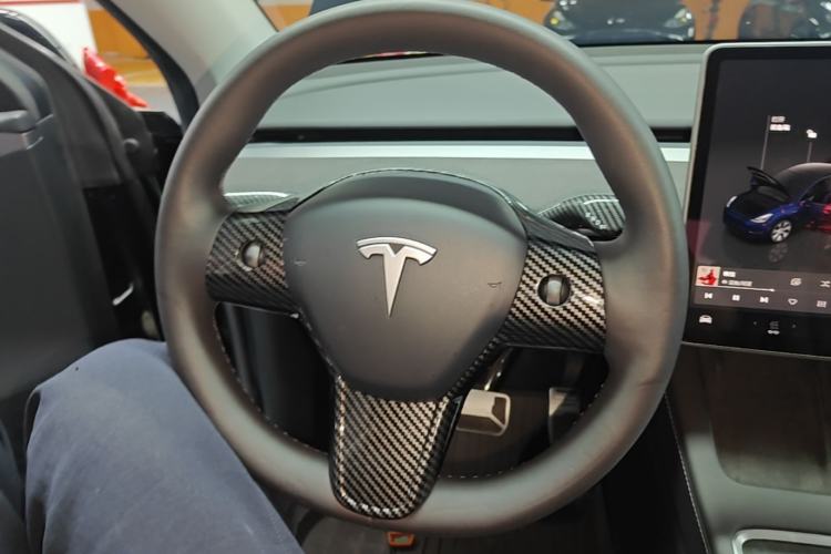Used Tesla Model Y 2022 Revised Version Rear-Wheel Drive Steering Wheel