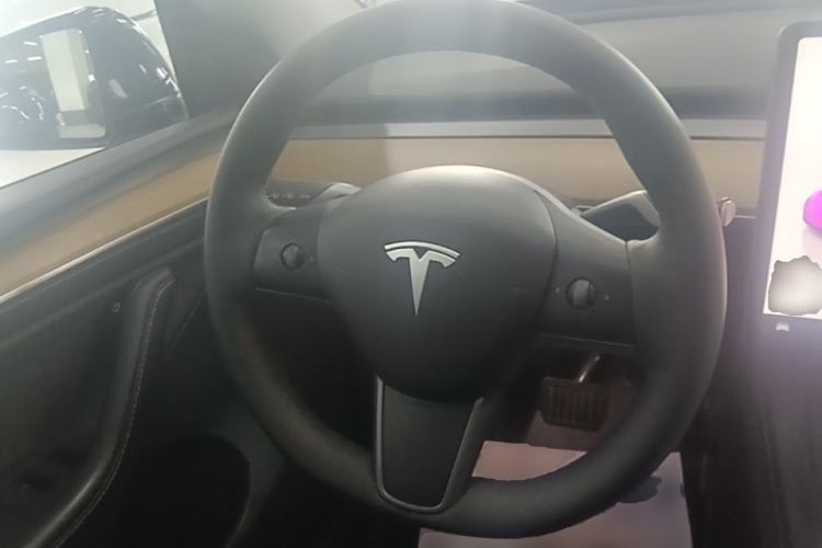 Used Tesla Model Y 2022 Revised Version Long-Range All-Wheel Drive Steering Wheel