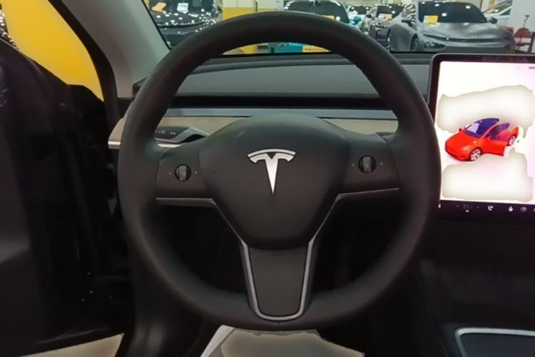 Used Tesla Model Y 2022 Rear-Wheel-Drive Version Steering Wheel
