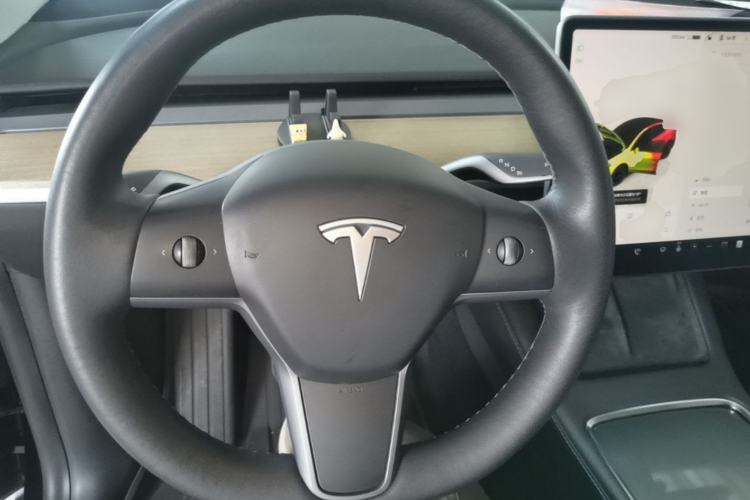 Used Tesla Model Y 2022 Rear-Wheel-Drive Version Steering Wheel